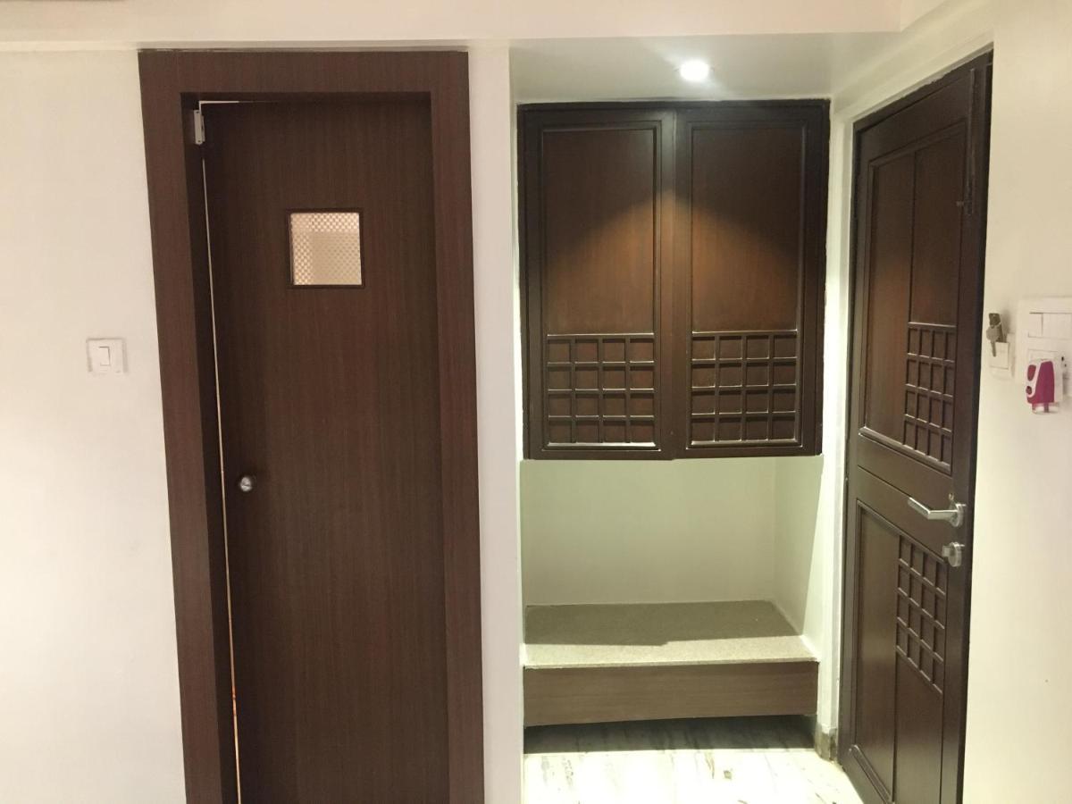 Pravasi Residency Villa Thane Bagian luar foto