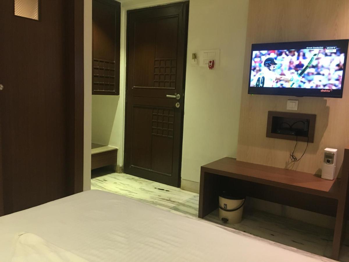 Pravasi Residency Villa Thane Bagian luar foto