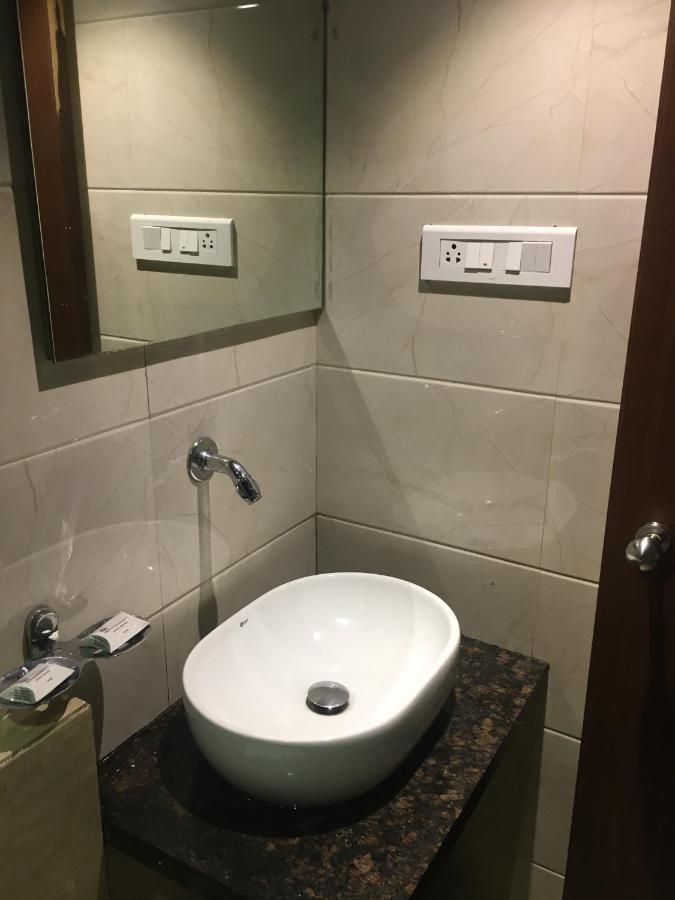 Pravasi Residency Villa Thane Bagian luar foto
