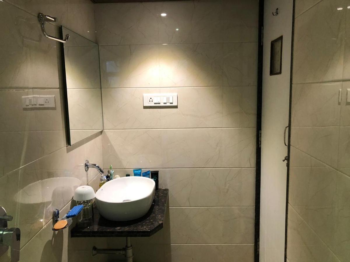 Pravasi Residency Villa Thane Bagian luar foto
